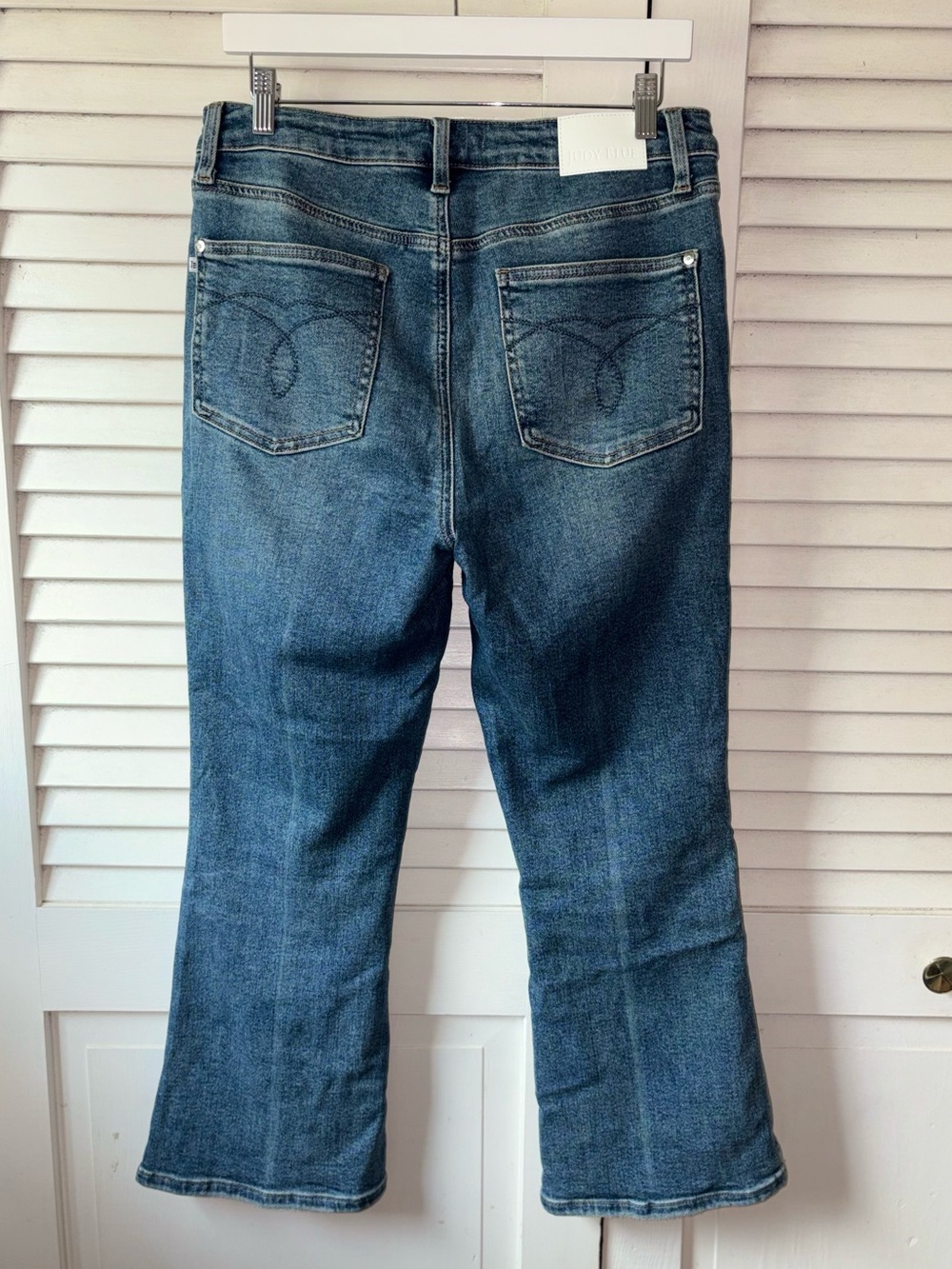 Judy Blue Tummy Control Kick Flare Jeans 9/29 High Rise Cropped Medium Wash - Picture 5 of 6